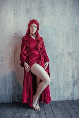 Lada Lyumos – Game of Thrones.  Melisandre