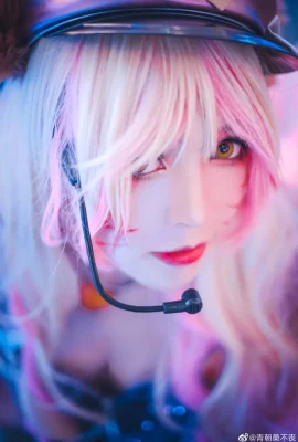 Penyanyi idola League of Legends Ahri@MoLinganjiang (9 foto)