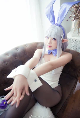 Perihal: Kehidupan di Dunia Berbeda dari Nol Emilia @Himeking_天皇hime (8 foto)