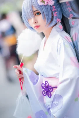 Perihal: Kehidupan di Dunia Berbeda dari Nol Rem@外星嫫子_Yan (9 foto)