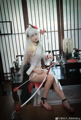 Peony musim semi kebanggaan Azur Lane Enterprise@罗花子_同聵愿 (9 foto)