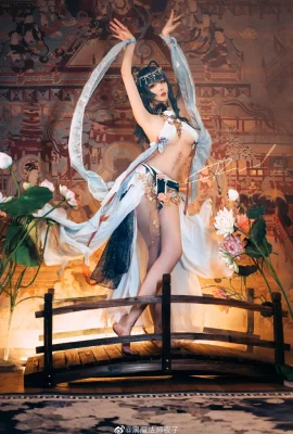 Cosplay Seksi “Touhou Project” Huo Qing'e[CN: Black Magician Yezi](10 foto)