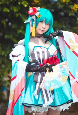 Hatsune Miku@soulsuangjun (Fotografi: @EkiAirborne) (Pameran Animasi dan Game CICF China International Comics Festival) (9 foto)