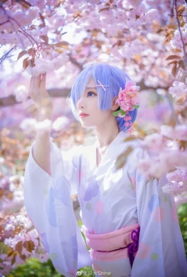 Perihal: Kehidupan di Dunia Berbeda dari Nol Rem Yukata@缿天Shine (9 foto)