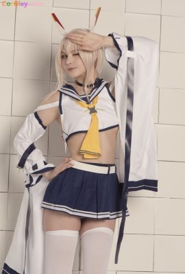 Tsuki Desu – Ayanami (Jalur Azur)