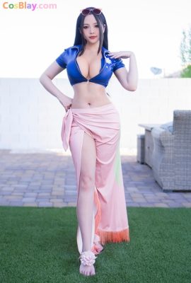 Hana Kelinci – Nico Robin