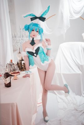 Gadis Kelinci Hatsune Peri Pancake