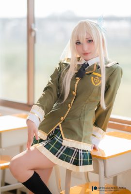 (Pabrik Fantasi Xiaoding) – Sena Kashiwazaki