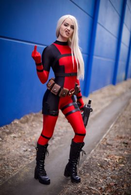 Nichameleon – Nyonya Deadpool