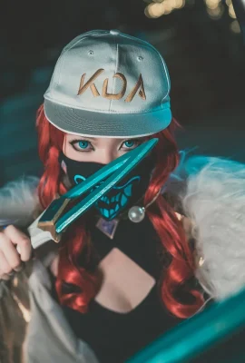 League of Legends Akali@Liang Yu yang selalu mendesak gambar setiap hari (9 foto)