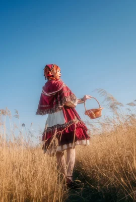 Little Red Riding Hood @桃mo公子x (Fotografi: @太特斯) (9 foto)