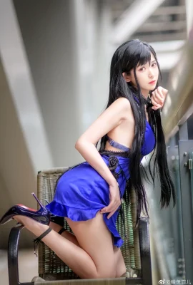 Final Fantasy 7 Tifa Lockhart@Eel Feier (CP26) (9 foto)