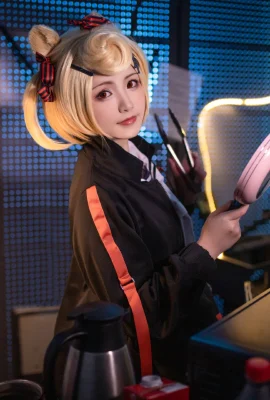 Arknights Gumi@Gadis Kecanduan Internet Bai Langjiang (9 foto)