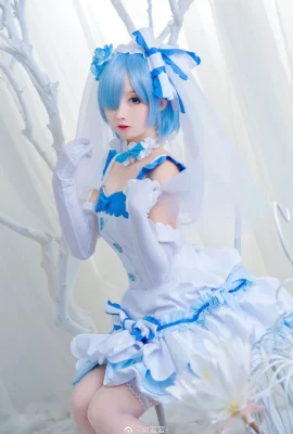 Perihal: Kehidupan di Dunia Berbeda dari Zero Rem @小兰兰- (9 foto)