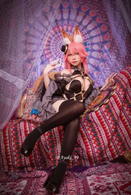 Fate/extella Tamamo Mae setelan sihir hitam legam @Ayaki_99 (9 foto)