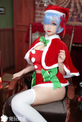 Kelinci Mainkan Film Natal Rem
