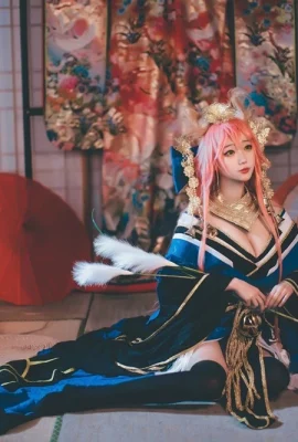 (Zhou Ji adalah kelinci yang lucu) Tamamo Mae