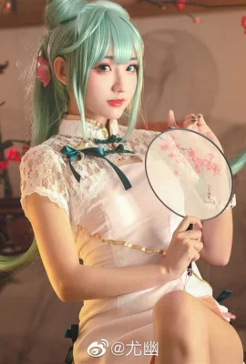 Cosplay Cheongsam Seksi Hatsune Miku[CN: You You](12 foto)