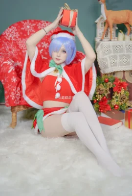 Perihal: Kehidupan di Dunia Berbeda dari Nol Rem Selamat Natal @supersweetsupersad_ (9 foto)