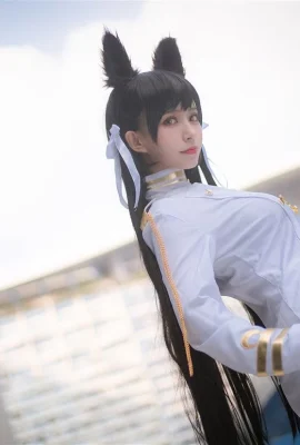 Cosplay Atago “Azur Lane”[CN: Suyu Yuyu](9 foto)