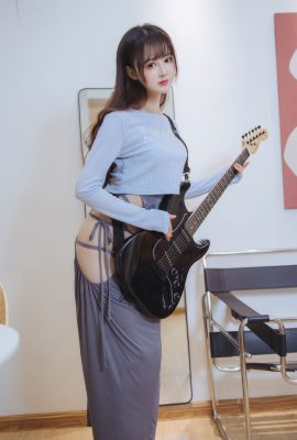 Misumi Hanyu – saudara perempuan gitaris