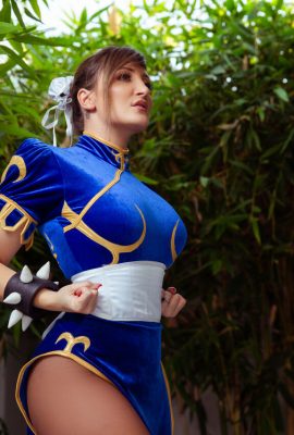 Serigala Holly – Chun-Li