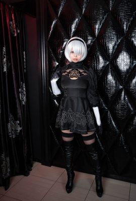 (Omimi) cosplay 2B (nier automata)