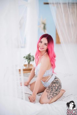 (Gadis Bunuh Diri) Sonya_vibe – Permen Kapas