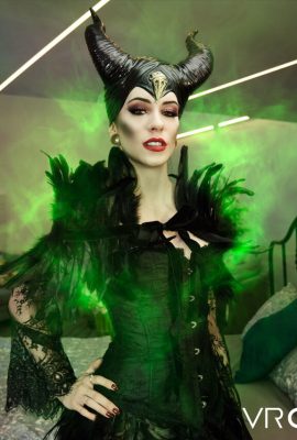 VRCosplayX Anna De Ville – Maleficent Sebuah Parodi XXX