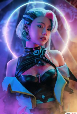 Arena of Valor Cosplay Bulan Purnama : Kunchorn Violet