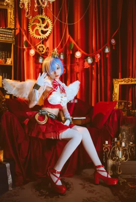 Perihal: Kehidupan di Dunia Berbeda dari Zero Rem Christmas @天萋苋(9 foto)