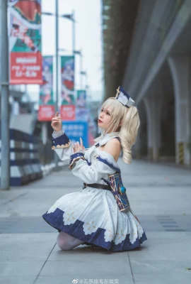 Dewa Asli Barbara@五杀leghairissmiling(bw2020) (9 foto)