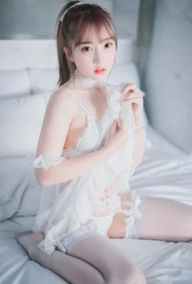 Hanari “Snow White Cat 3” tulle putih penuh semangat peri (35 Foto)