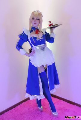 Roxy Gila – Artoria Pendragon