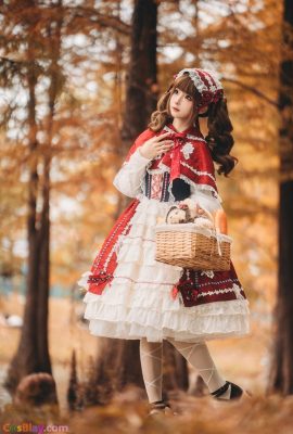 Chunmomo 蠢沫沫 – Little Red Riding Hood