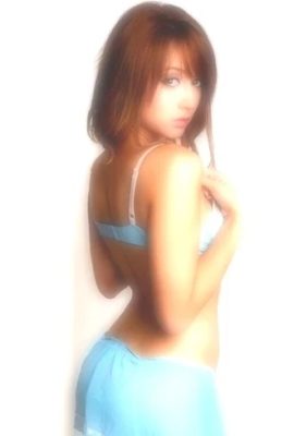 Pemotretan studio seksi LeahDizon (233 Foto)