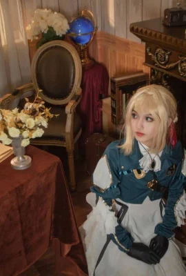 Cosplay Violet “Violet Evergarden Side Story”[CN: Shili Xiyue](9 foto)