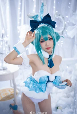 Hatsune Miku Bunny Girl.Ver White Rabbit MIKU @MAY terjebak dalam kemiskinan (9 foto)