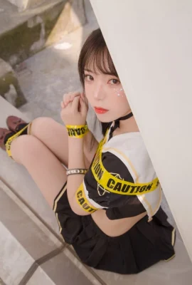 Wanita dengan rok pendek sedang menunggumu (38 foto)