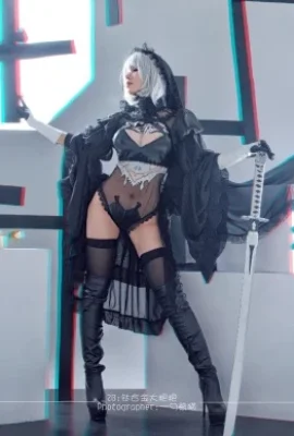 NieR: Fanfic Automata 2B. Ayah besar paduan Black @Titanium (9 foto)