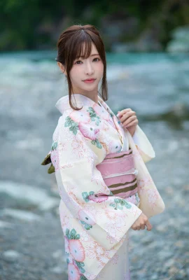 Moe Amatsuka Angel Moe – TELANJANG: 11 (70 Foto)