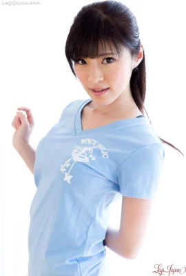 Sara Yurikawa Sara Yurikawa (50 Foto)