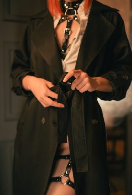 Shirogane – Set Pakaian Dalam Sado Makima