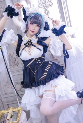 Zhou Ji adalah kelinci lucu dan kucing Cheshire