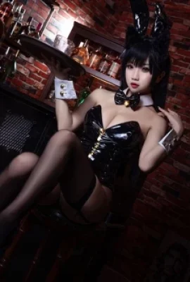 (Azulane Atago) Cosplay Gadis Kelinci (22 foto)
