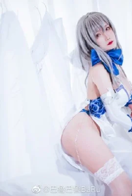 Azur Lane Louis IX cos Paladin dalam kostum cn BaRu BaRu (14 foto)
