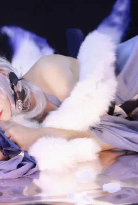 Dandanan Azur Lane Min Hazuki Juye cos gaun Shinano cn Detektif Huolili (11 foto)