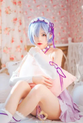 Re:ZERO -Memulai Kehidupan di Dunia Lain-Baju Tidur Rem cos cn桜桃猫(9 foto)