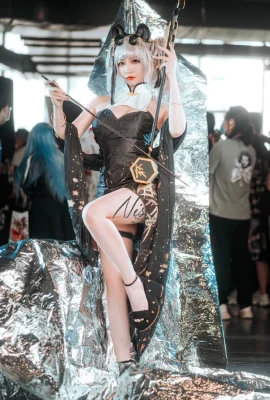 Arknights Binatang Pemakan Besi Panda Merah @-二嵚Nisa- (Animasi Kunang-kunang dan Karnaval Game) (9 foto)