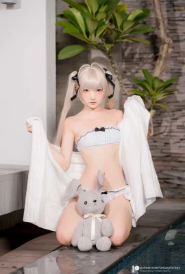(Xiao Ding) Gadis Kubah Baju Renang (11 foto)